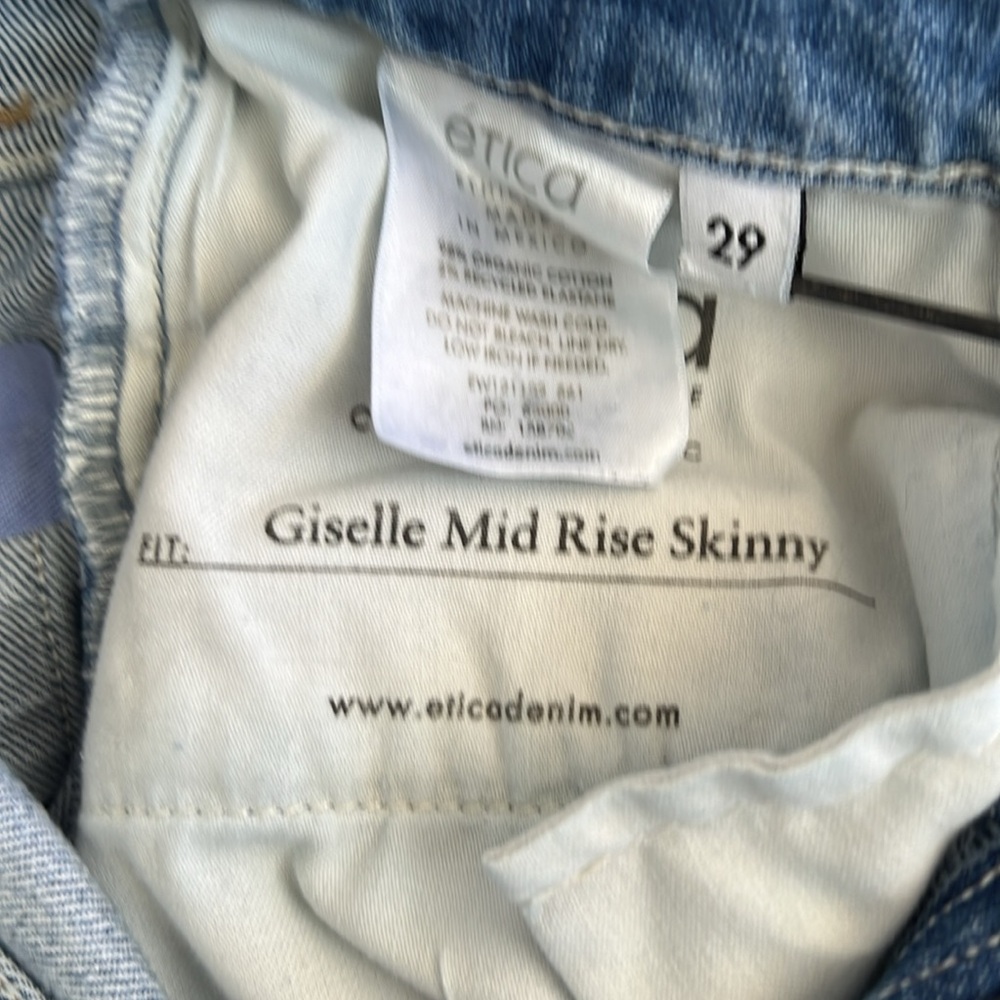 Jeans - Picture 5 of 5